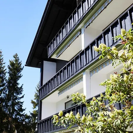 Valdo Apartament Seefeld w Tirolu