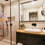 Valdo Apartment